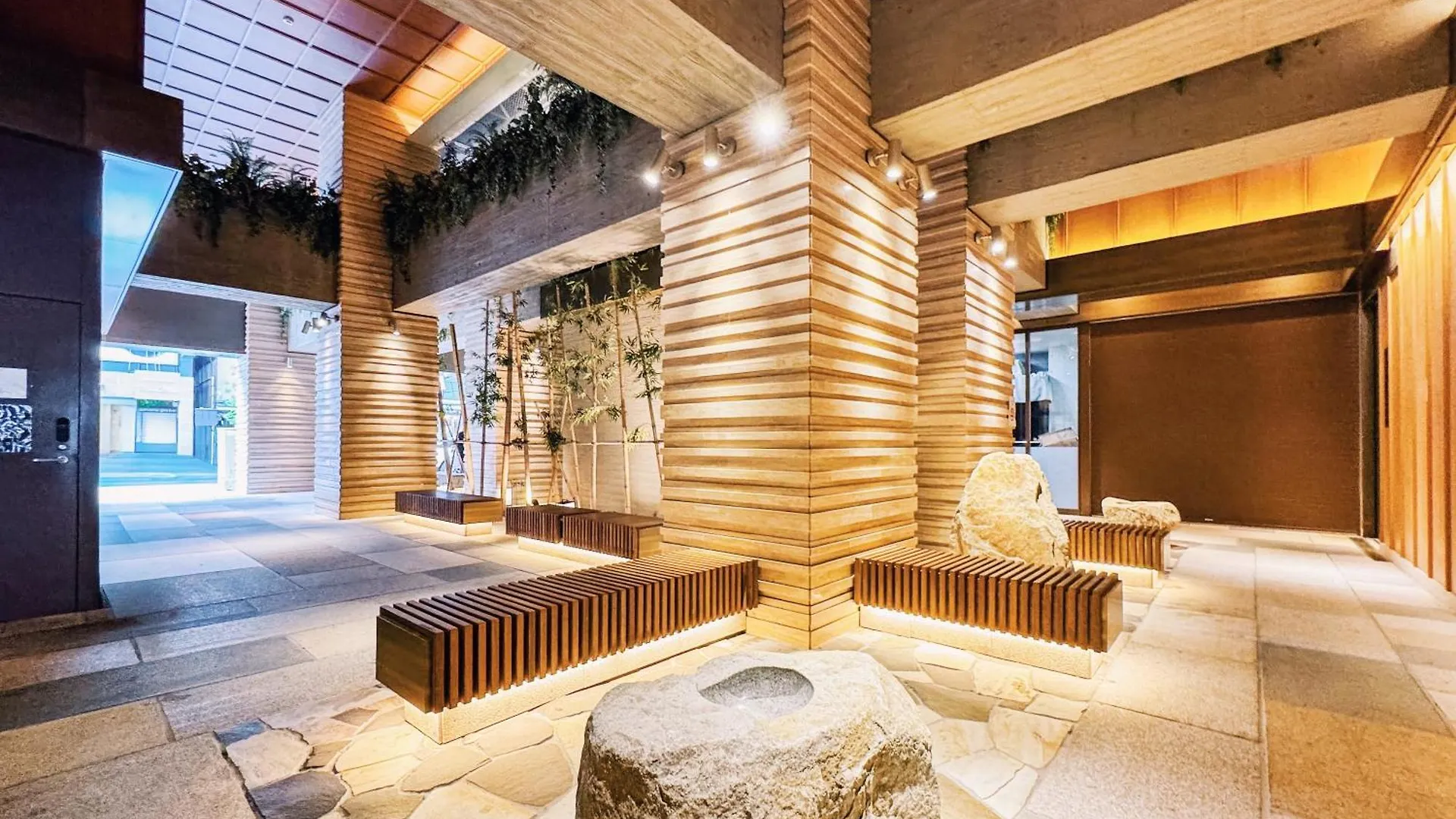 Hotel Hillarys Akasaka Токио