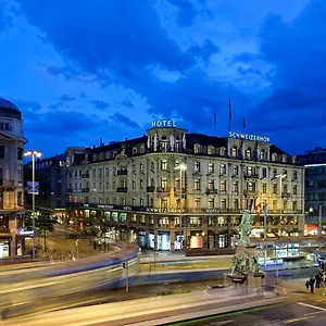 ***** Otel Schweizerhof İsviçre